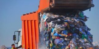 Rubbish piles up in US as China closes door to recycling
