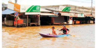 Thousands displaced in Cambodia by flooding of Mekong