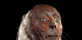 Oddball Philosopher Had His Mummified Body Put on Display … and Now His Rings Are Missing