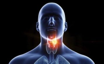 Persistent sore throat ‘can be cancer sign’