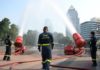 Thais fight Bangkok pollution with water cannon