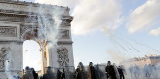 Paris police chief sacked and demos to be banned: French government moves to end rioting