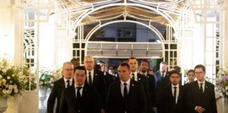 Leicester City players and staff arrive in Thailand for cremation of club boss Khun Vichai