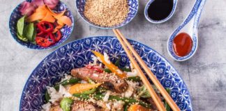 Thai-style beef salad with sesame seeds and soy sauce