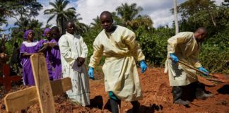 ‘Terrifying’ Ebola epidemic out of control in Democratic Republic of Congo, say experts