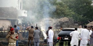 Pakistani military plane crashes, killing 18
